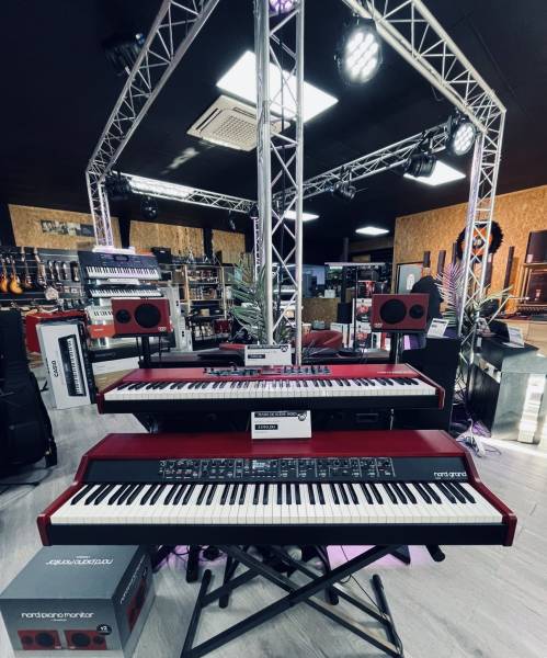 Retrouvez notre gamme de pianos numériques dans notre boutique à AVIGNON - LE PONTET.