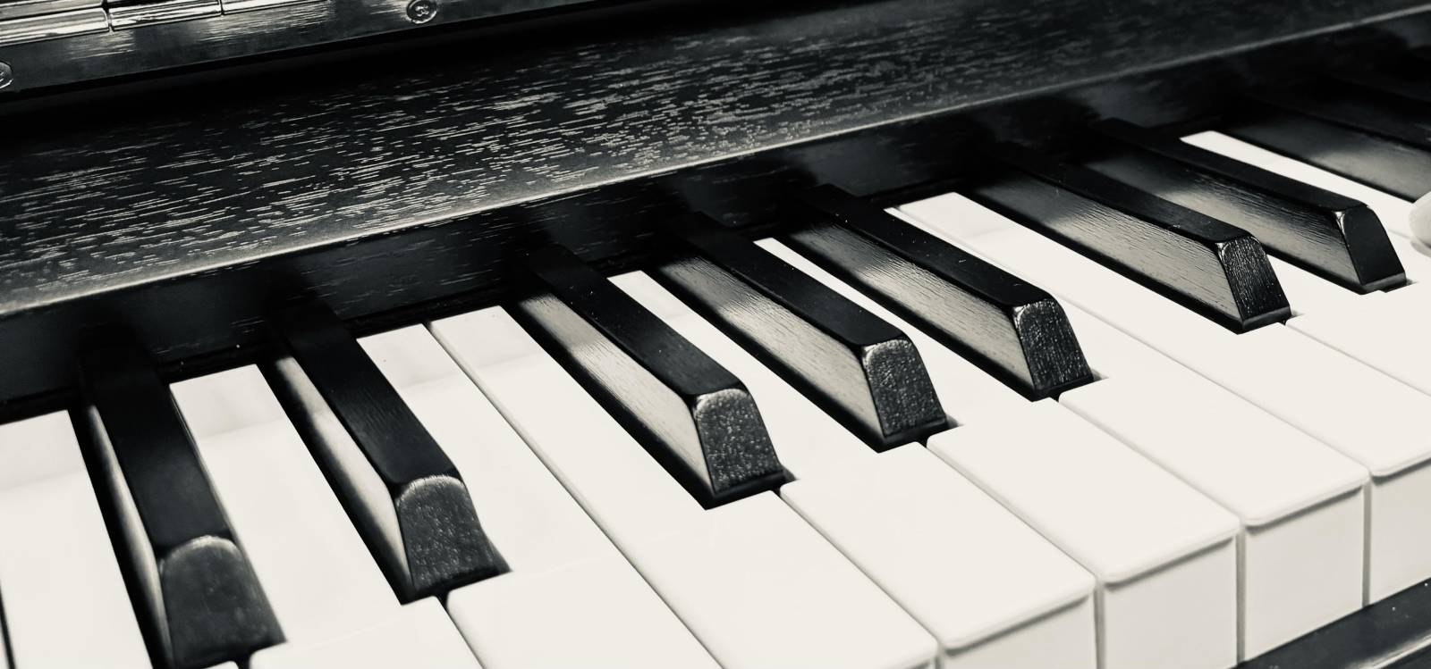 Vente de piano numérique de qualité près d'Avignon Vaucluse