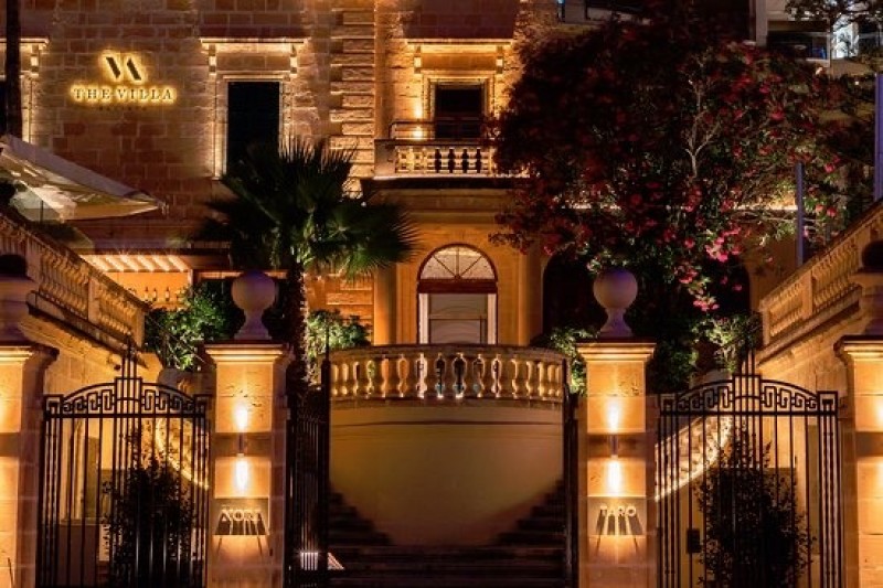 Installation d’une sonorisation DB TECHNOLOGIE à Avignon pour une soirée Privé