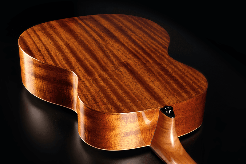 LÂG Tramontane 88 : découvrez une gamme de guitares folk élégantes, inspirantes et vraiment agréables à jouer